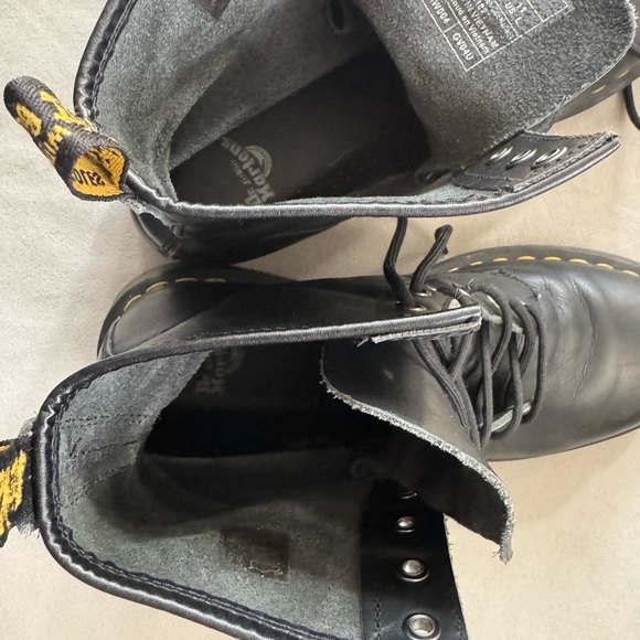 Dr. Martens Black Leather Footwear - Picture 8 of 8